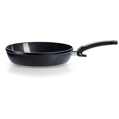 Bratpfanne FISSLER "Ceratal Orbit Black", schwarz, H:10cm L:48cm Ø:28cm, Pfannen, gesünderes Kochen mit Antihaft-Effekt, hergestellt ohne PFAS/PTFE Image
