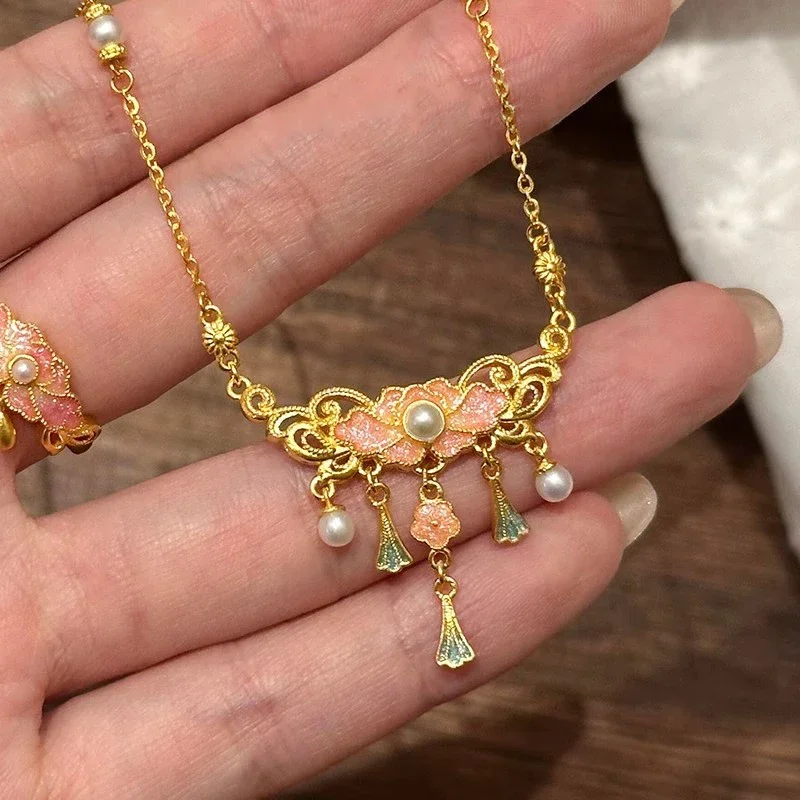 Vintage exquisite Palast-Stil bunte Pfingstrose Blume Schmuck-Sets Quaste Licht Luxus rosa Emaille Ring hochwertige Halskette Image