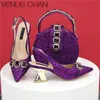 Lila Farbe, spitzer Zehenbereich, 2024, Neuheiten, Damen-High-Heels, sexy Damenschuhe und Tasche,