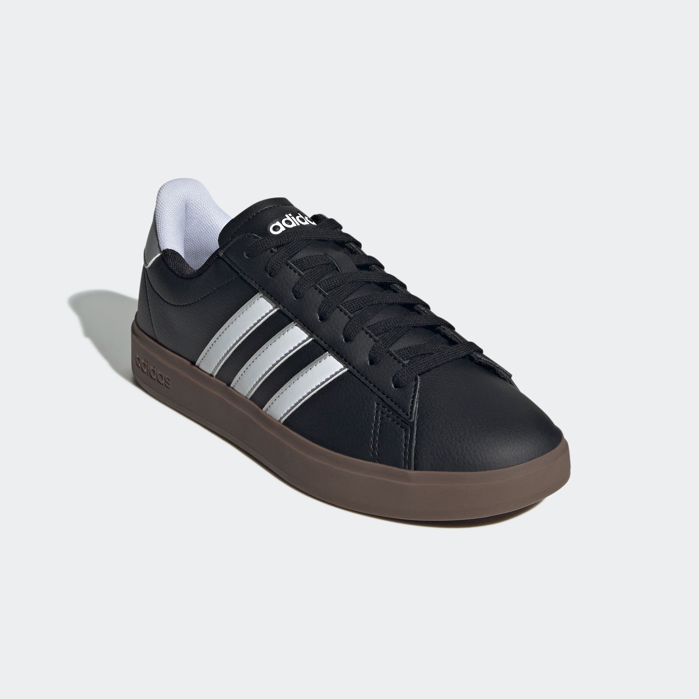 Sneaker ADIDAS SPORTSWEAR "GRAND COURT 2.0", Damen, Gr. 40,5, schwarz-weiß (core schwarz, cloud weiß, silber metallic), Synthetik, Textil, Schuhe Sneaker, Design auf den Spuren des adidas Superstar
