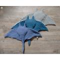 Handgefertigtes Blau und Grünes Punkte Plüsch Manta Rochen - Ozean Kuscheltier - Personalisierter Name - Baby und Kinder Geschenk