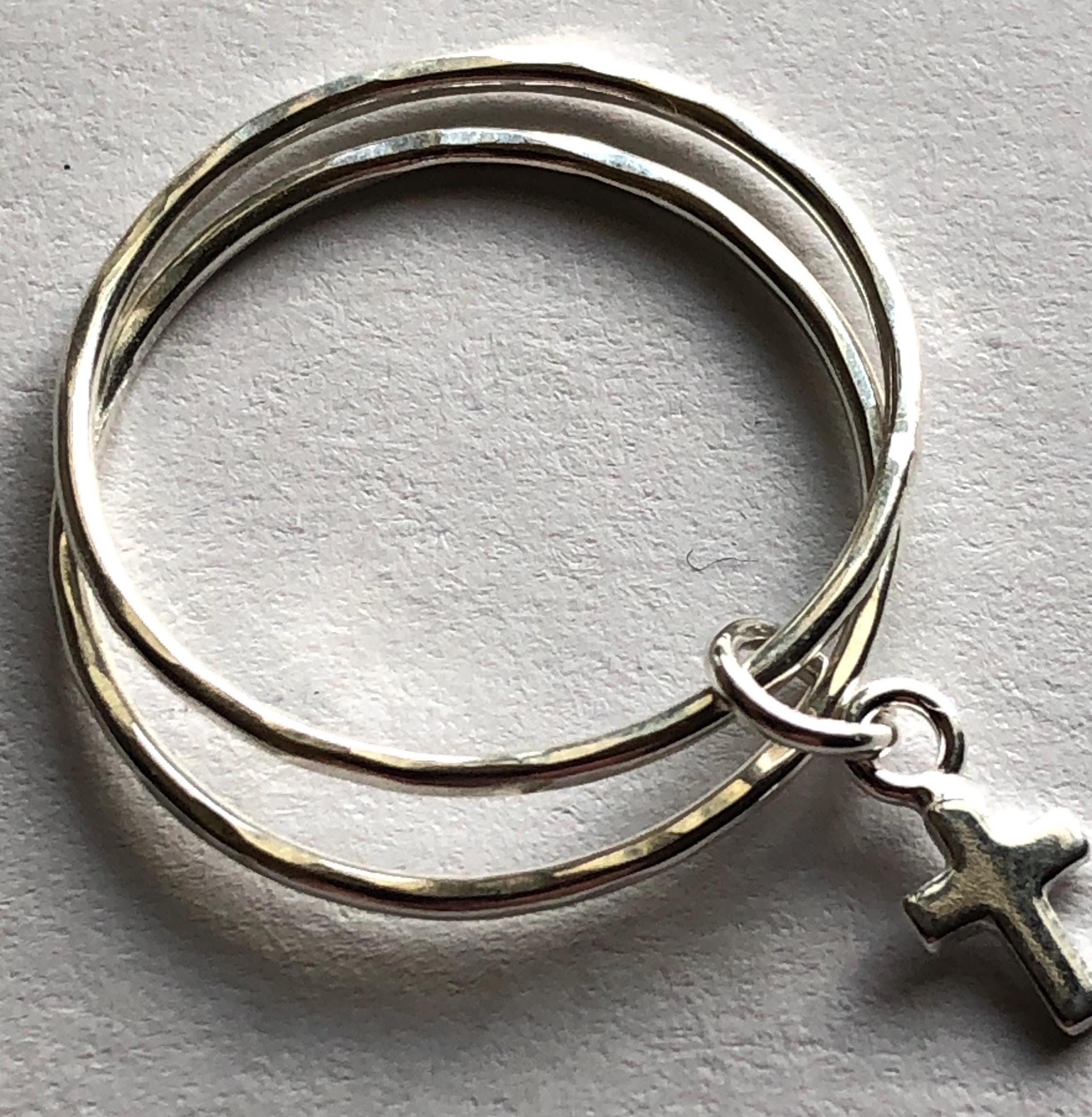 Croce in argento e anelli impilabili Anello Midi Anello nocca, Anelli a fascia - Argento Sterling - 1 croce, 8,5x4,5 mm, 2 anelli, ciondolo fede crist