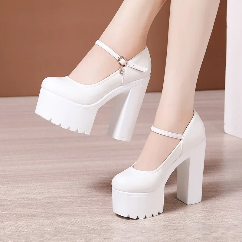 15cm Kleine Größe 32-43 Modische Rote Silberne Weiße Hochzeitsschuhe Damen Pumps 2026 Herbst Blockabsatz Schuhe Plateau Modell Party