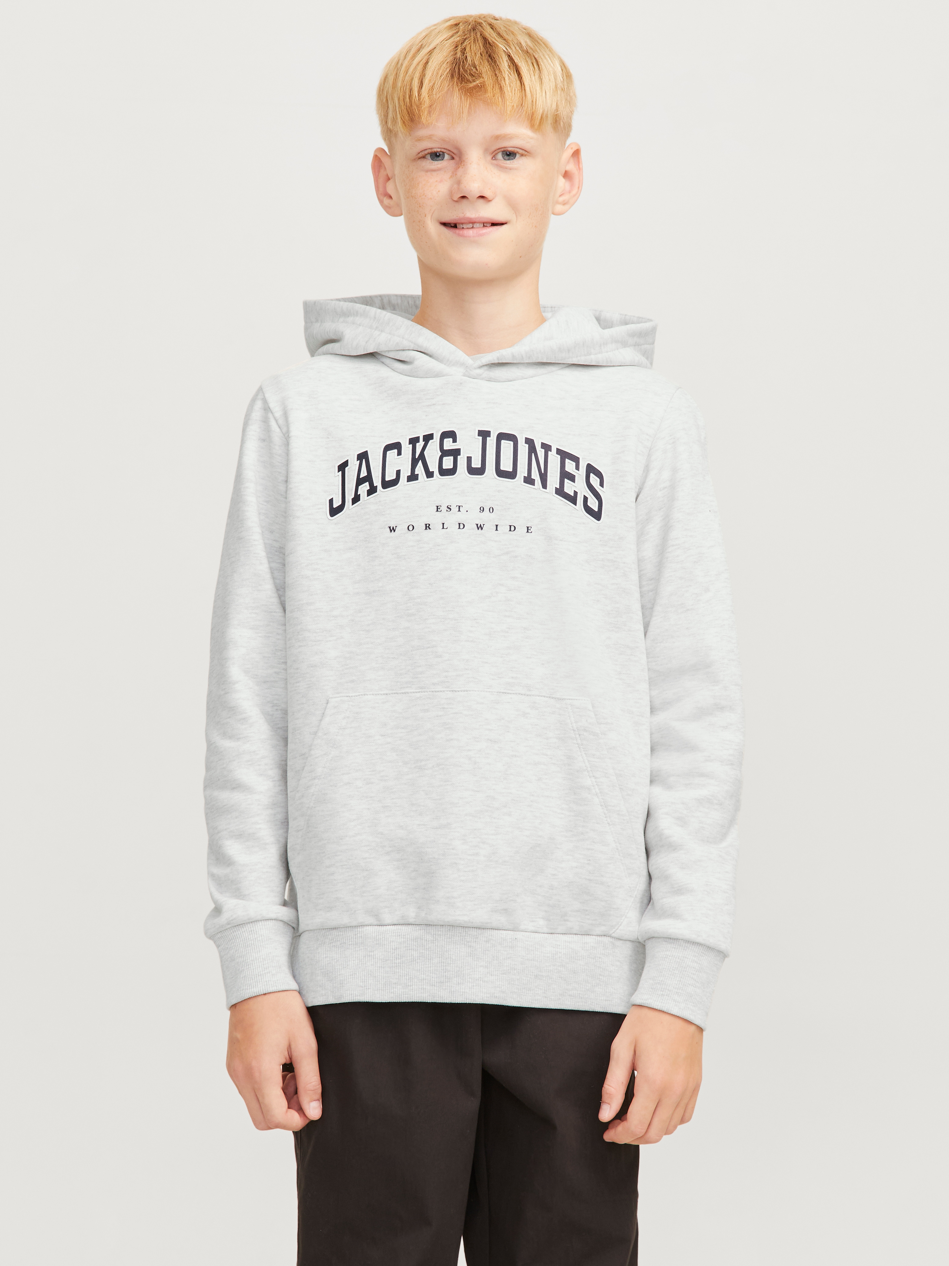 Kapuzensweatshirt JACK & JONES JUNIOR "JJECALEB VARSITY SWEAT HOOD NOOS JNR", Jungen, Gr. 152, weiß (weiß melange fit:loose), angeraute Sweatware, Obermaterial: 70% Baumwolle, 30% Polyester, bedruckt, relaxed fit, Rippbündchen, Sweatshirts
