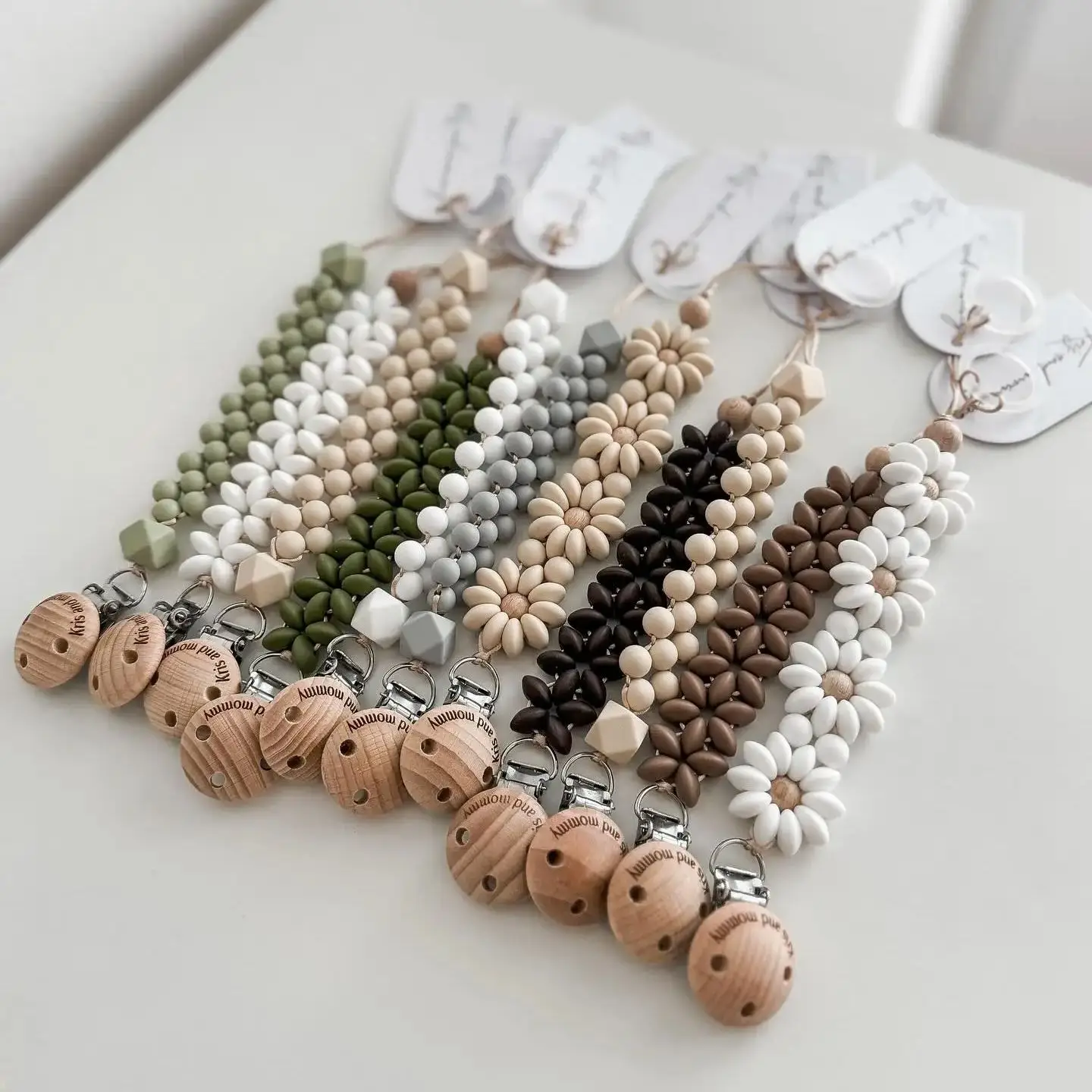 Baby Mädchen Schnuller Clips Blume Schnuller Clip Handgemachte Silikon Junge Dummy Nippel Halter Clip Neugeborenen Essentional Zahnen Spielzeug Image