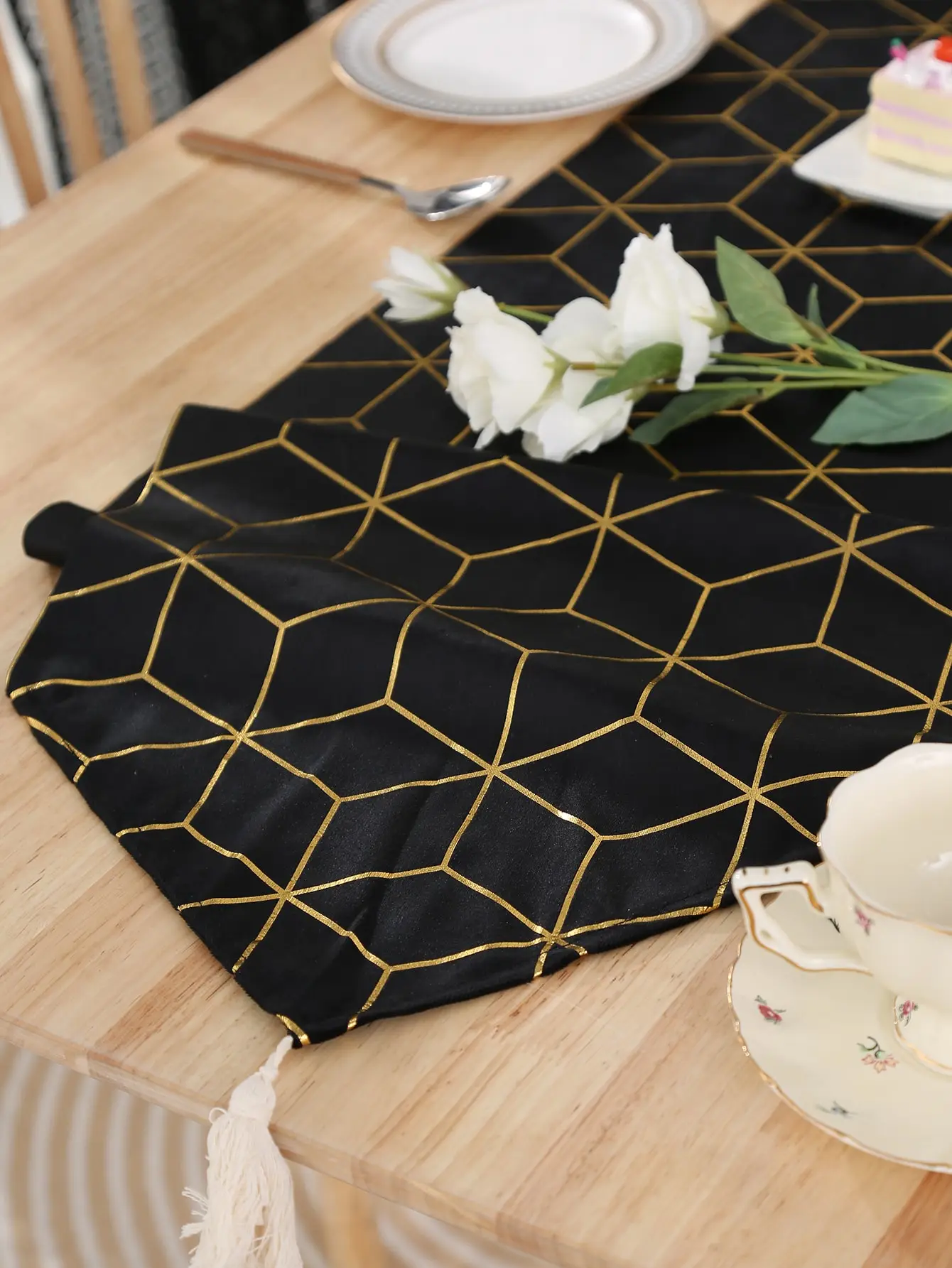 Schwarz gestempelter geometrischer Spike-Tischläufer für Küche, Wohnzimmer, Tischset, Dekoration Image