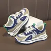 Passende Farbe, atmungsaktive Mesh-Stoffschuhe, neue Sport-Freizeitschuhe, Studenten, Low-Top, passend zu rutschfesten Laufschuhen mit weicher Sohle