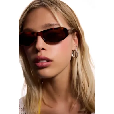 UO Indi Mini Ovals Sunglasses - Brown at Urban Outfitters