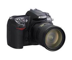 Nikon D200 Digital SLR Camera with 18-135mm Lens