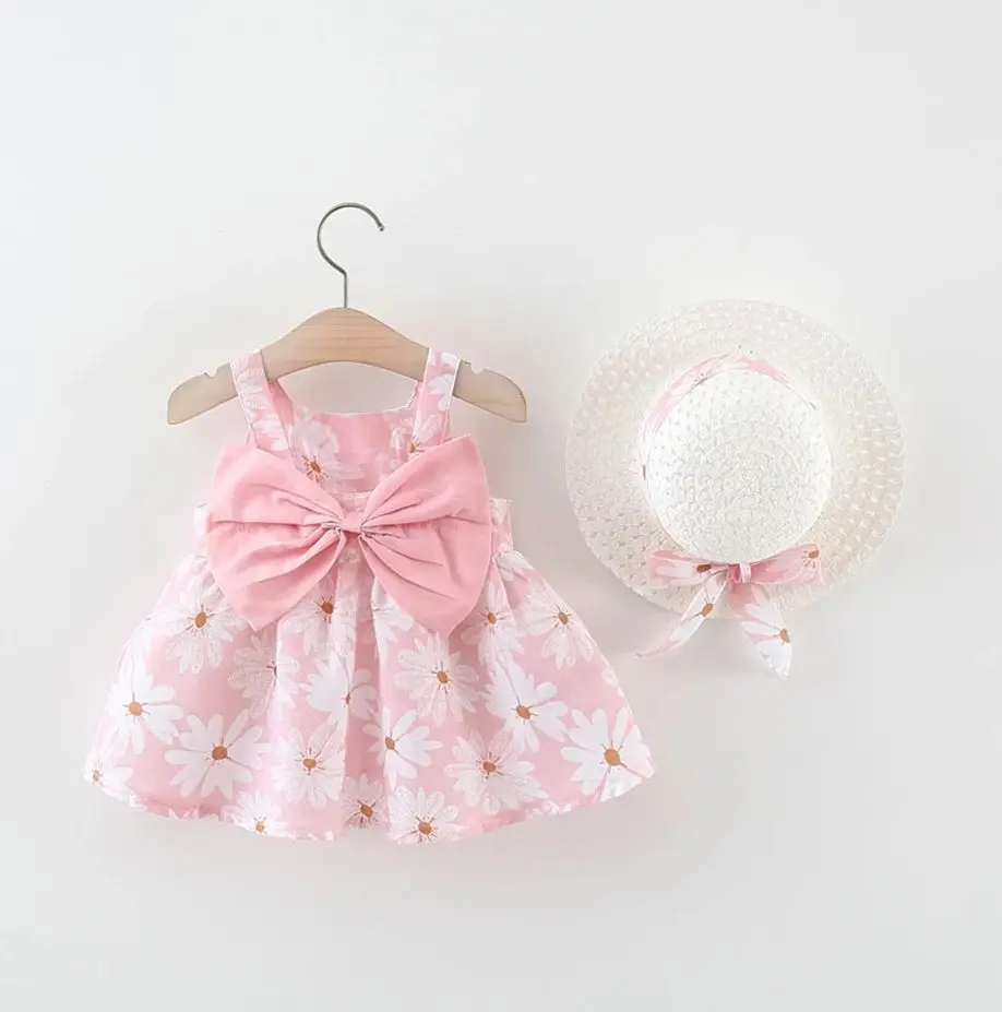 Sommer Neue Mädchen Mode Kleid Kleine Chrysantheme Hängen Strap Großen Bogen Prinzessin Kleid Party Kleid 0-3 Jahre alt Image