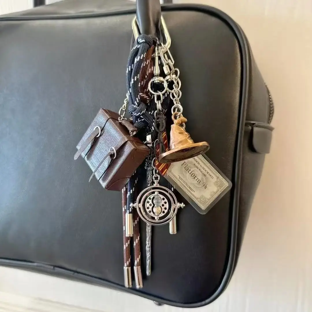 Brauner Stil, magische Akademie-Kombination, süßes Herz, extrem komplexer Taschenanhänger, Webseil, Ornament, Schlüsselanhänger, Zubehör, Geschenk Image