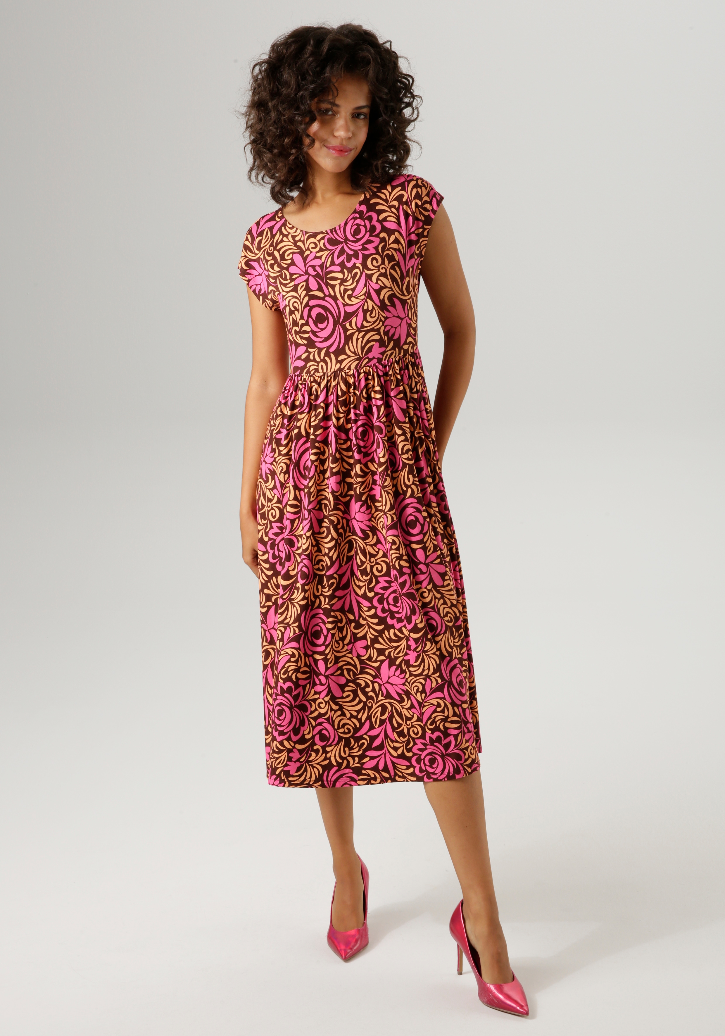 Sommerkleid ANISTON CASUAL, Damen, Gr. 48, N-Gr, bunt (dunkelbraun, beige, pink), Single Jersey, Obermaterial: 95% Viskose, 5% Elasthan, bedruckt, geblümt, figurumspielend wadenlang, Rundhals, Kleider Sommerkleid, mit farbharmonischem, grafischen...