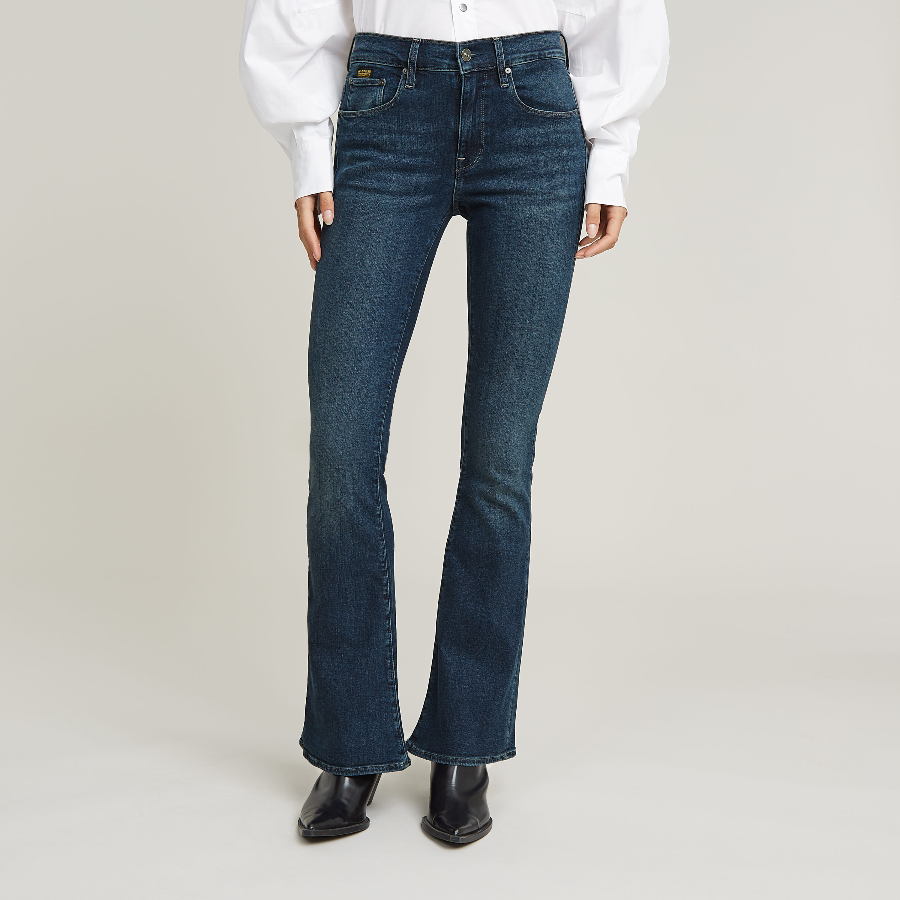 Bootcut-Jeans G-STAR "3301 Flare Wmn", Damen, Gr. 28, Länge 32, blau (worn in icy blau), Denim/Jeans, Obermaterial: 99% Baumwolle, 1% Elasthan, bootcut fit normal, Jeans