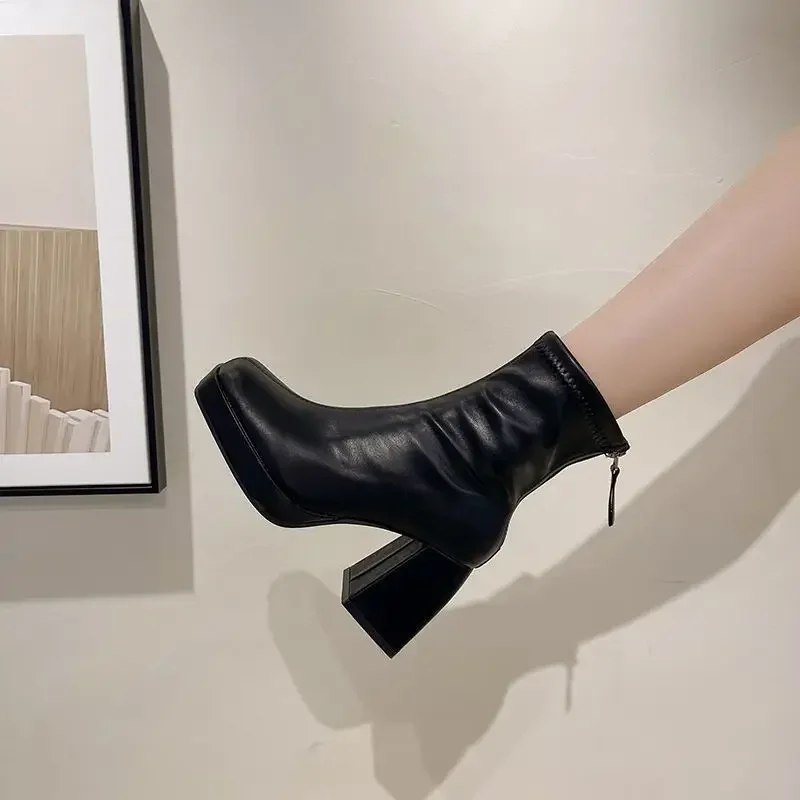 Stiefeletten für Damen, schick und elegant, kurze Damenschuhe, wasserdicht, schwarze Stiefeletten, hochwertige Frühlings-2024, Herbst-Trend-Schuhe