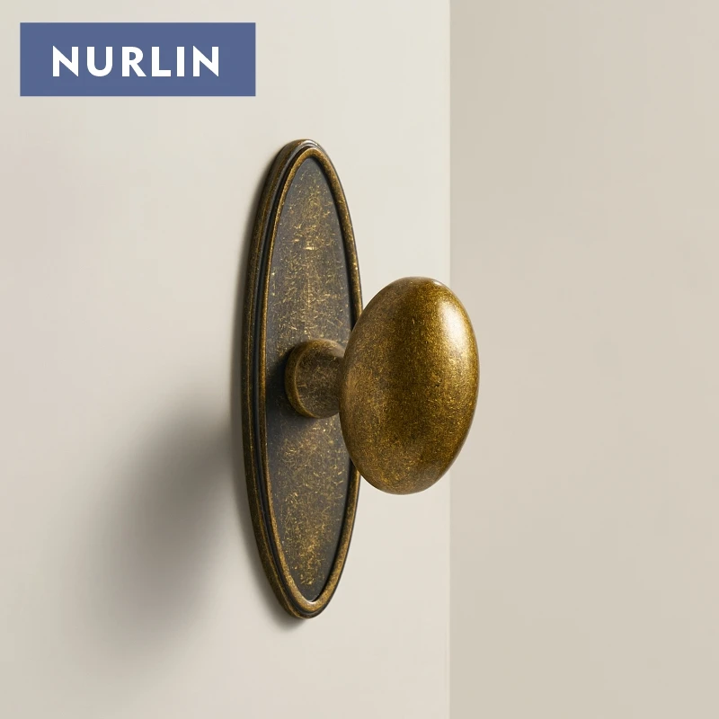 Nurlin Eisblume, antikes Messing, massives Messing mit Vintage-Behandlung, Ei, dekorative Bodenplatte, Schrank, Möbel, Türen, Knöpfe