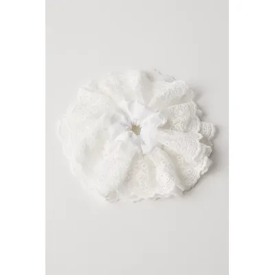 Oh So Darling Layered Scrunchie at Free People in Ivory