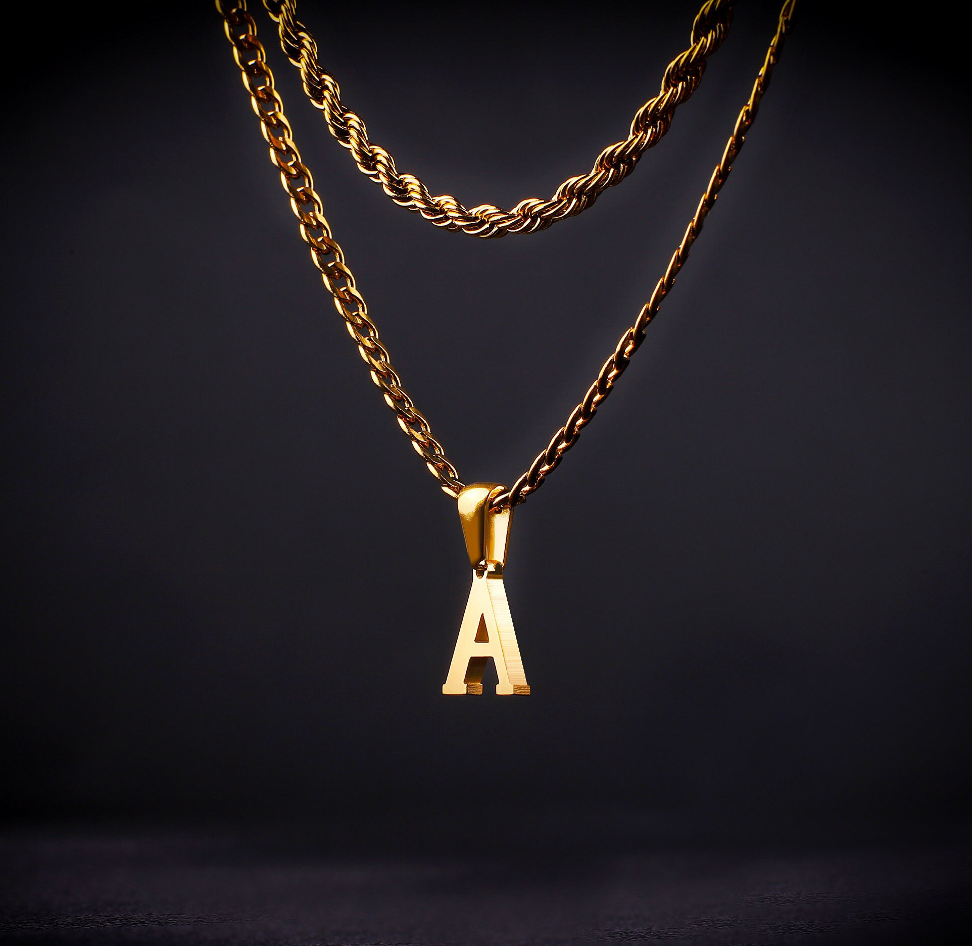 Set di collane a strati in oro 18 carati per uomo, collana a catena cubana con iniziale personalizzata, catena intrecciata, collana con iniziale da uo