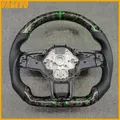 Volante in pelle di fibra di carbonio con lamina verde adatto per VW Golf 7 MK7 GTI, pagaie e pulsanti opzionali, accessori per auto