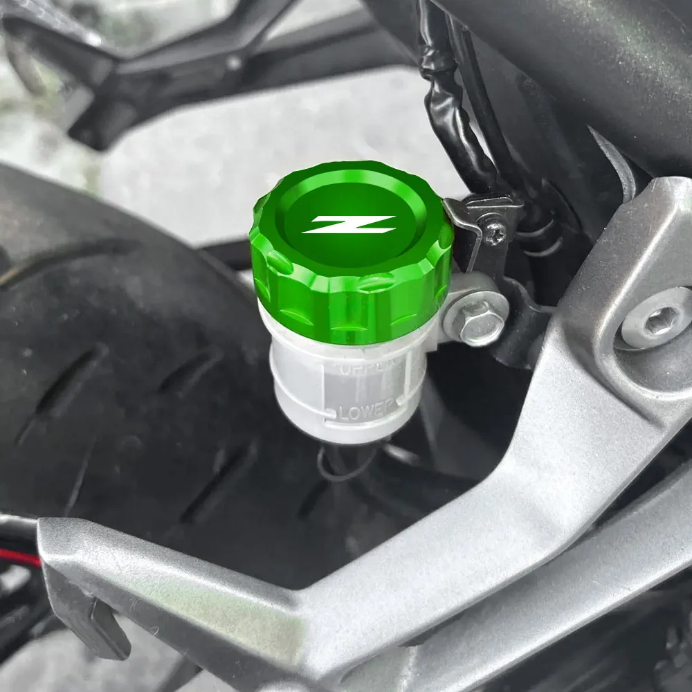 Per Kawasaki Z900 Z650 Z750 Z400 Z800 Z1000 Ninja 400 650 300 ZX6R ZX10R Cilindro del liquido dei freni posteriore Serbatoio principale Tappo di copertura