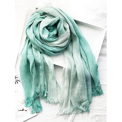 sciarpa leggera in cotone sfumato da uomo – accessorio di moda casual per outfit primaverili, autunnali e quotidiani