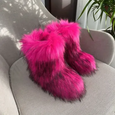 New Winter Fur One piece Faux Raccoon Fur Female Snow Boots Fur Shoes Outdoor Mid Leg Boots