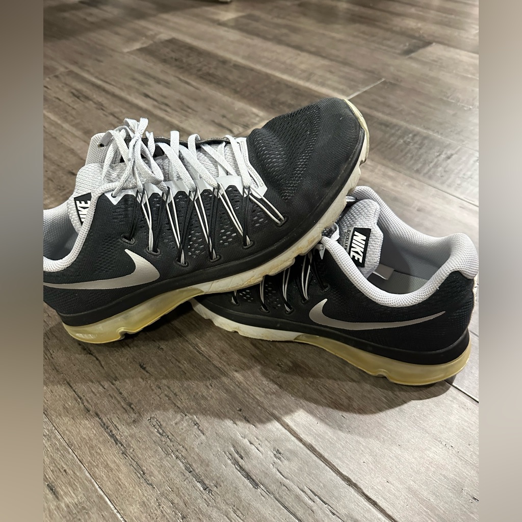 Nike Shoes | Men’s Nike Black Tennis Shoes | Color: Black | Size: 12