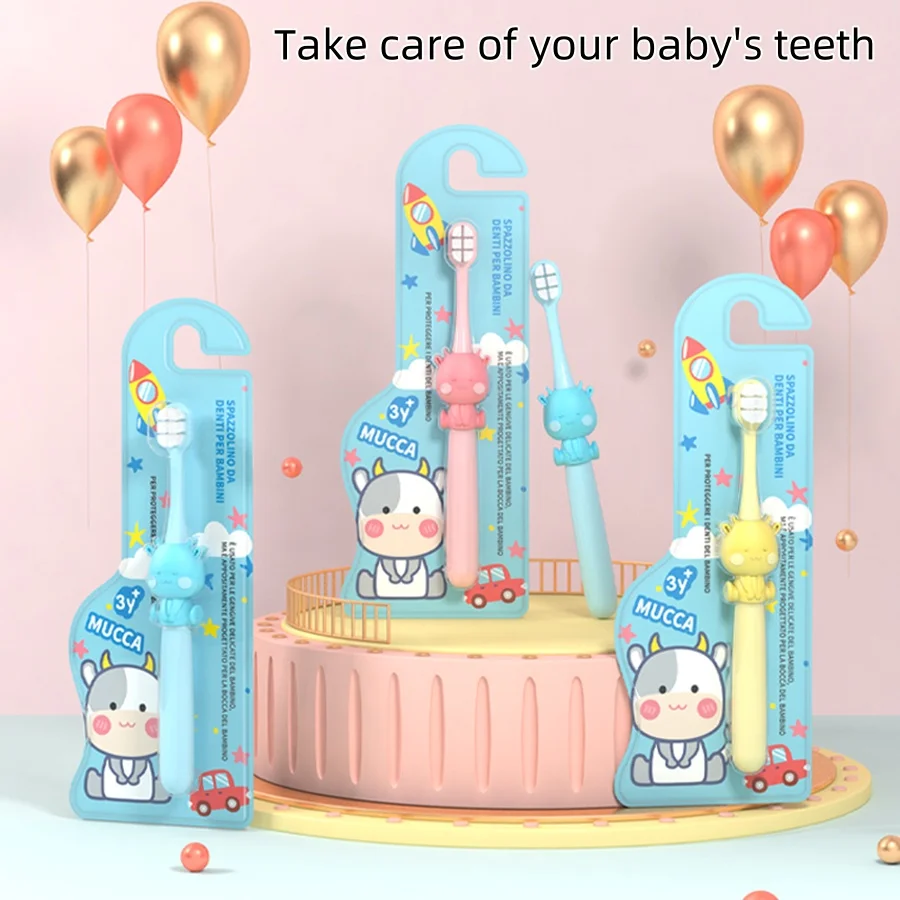 3-farbige Kinderzahnbürste mit weichen Borsten für Kinder im Alter von 3–12 Jahren, entfernt Flecken sanft und schützt das Zahnfleisch von Babys Image