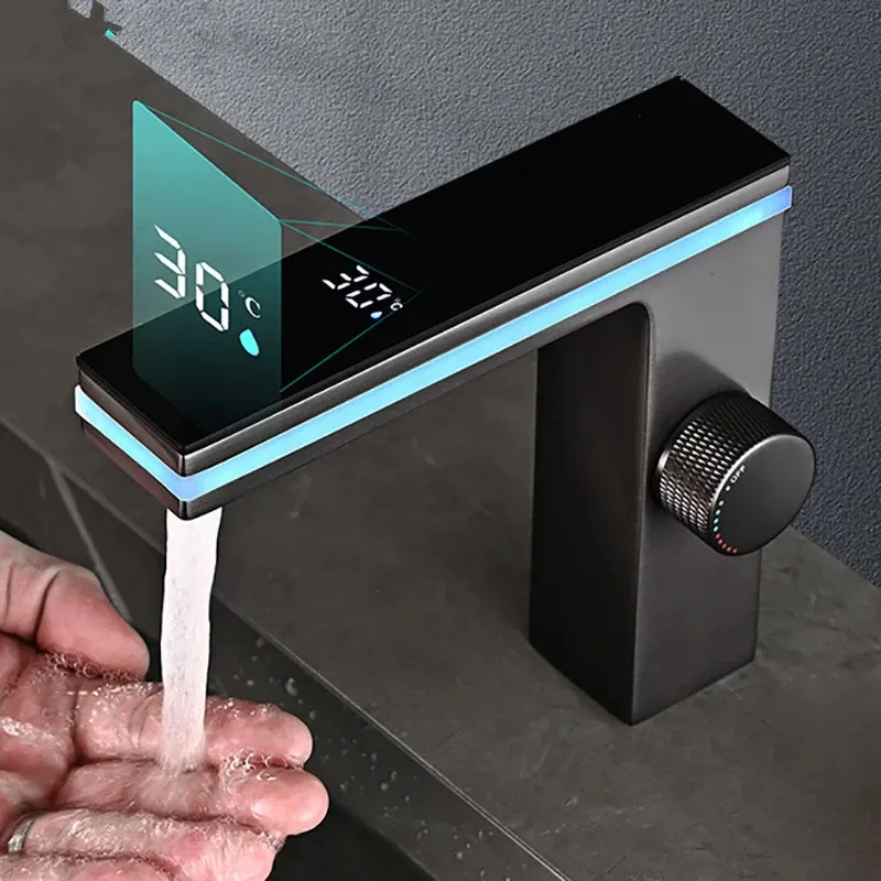 Digitalanzeige Badezimmer Waschbecken Wasserhahn Intelligente LED Messing Deck montiert Waschbecken Kran Heißes Kaltes Wasser Mischer Waschbecken Eitelkeit Wasserhahn