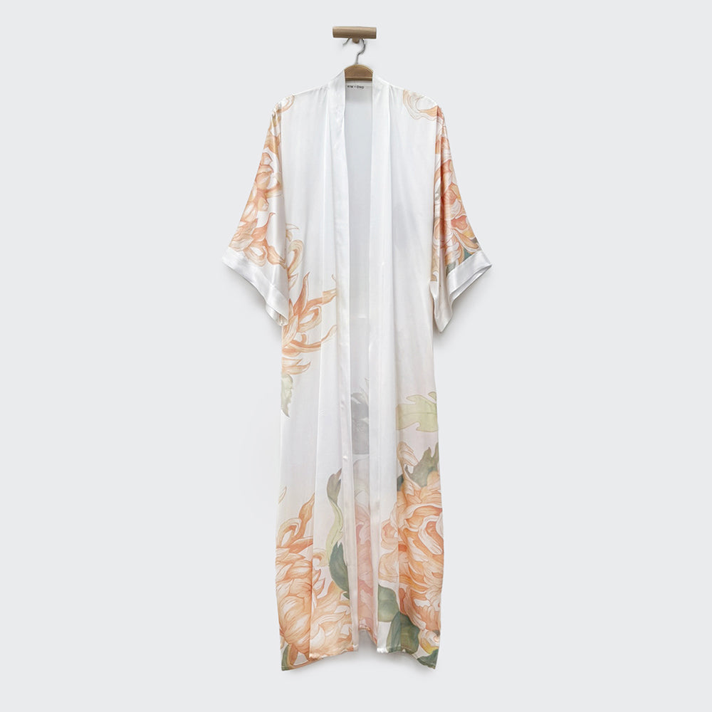 KIM+ONO Kimono Robe | Silk Kiku Long Kimono Robe | Silk | White | Long