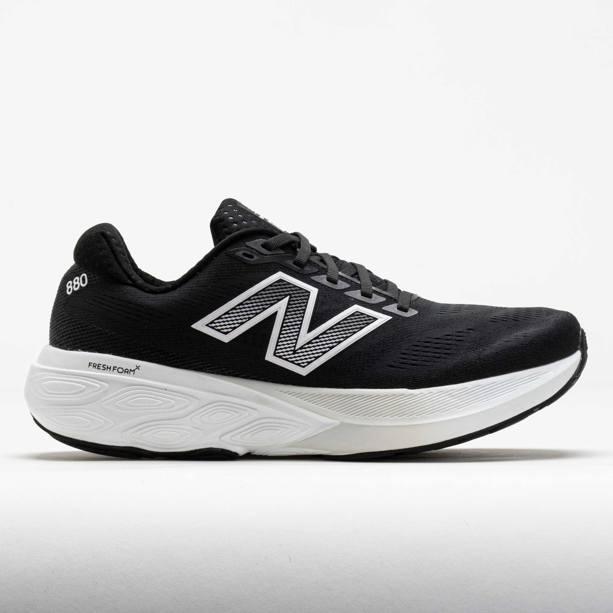 NEW NEW BALANCE men\'s fresh foam x 860v13 lace running shoes in black/white/magn Fresh Foam X 860v13 Lace - New Balance main image 3