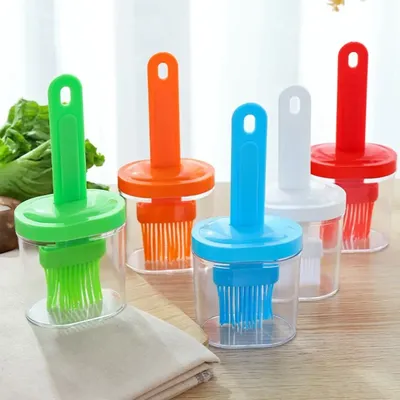 Temperature Resistant Silicone Oil Brush Bottle 2 in 1 Household Seasoning Bottle Brush Barbecue Oil