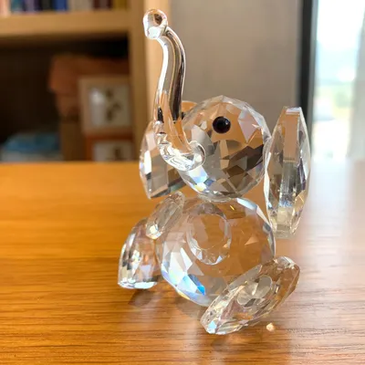 Crystal Cute Elephant Figurine Glass Elephant Animal Mini Sculpture Paperweight Home Decor Table