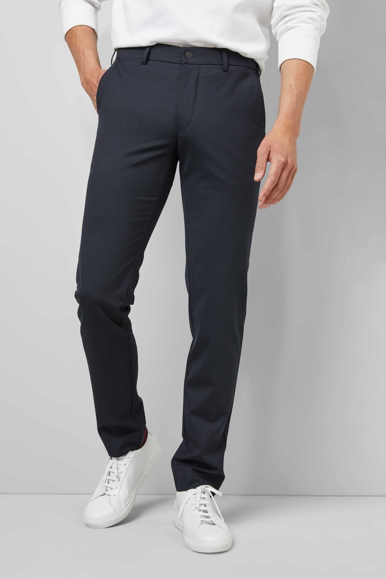 Chinos MEYER "M5 Chino", Herren, Gr. 31, Länge 34, blau (blau denim), 53% Polyester, 44% Wolle, 3% Elasthan, unifarben, figurumspielend lang, Hosen, M5 Chino mit 4-Way-Stretch