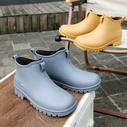 Rain Shoes Men's 2024 New Anti Slip and Waterproof Rain Shoes for Outdoor Fashion, Wear-resistant Thick Soled Rubber Shoes