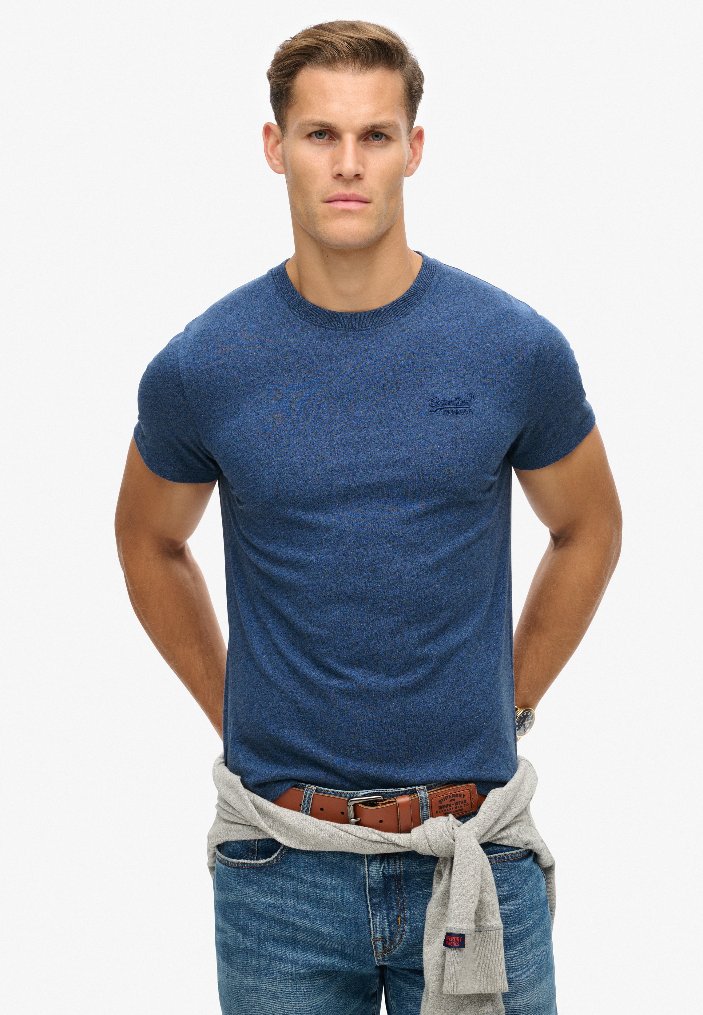 Rundhalsshirt SUPERDRY "Vintage Logo Emb Te", Herren, Gr. M (46), blau (bright blau), Single Jersey, Obermaterial: 100% Baumwolle, meliert, schmal hüftbedeckend, Rundhals, gerader Abschluss, Shirts Rundhalsshirt