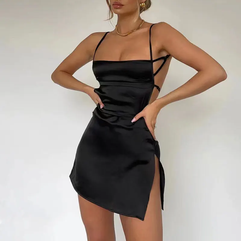 Punk Sommer Spaghetti Strap Mini Kleid Frauen Sexy Schlitz Bodycon Club Party Backless Kleider Chic Satin Seidig Schwarz Kurze Sommerkleid