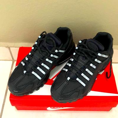 Nike Shoes | Tennis Nike | Color: Black | Size: 6