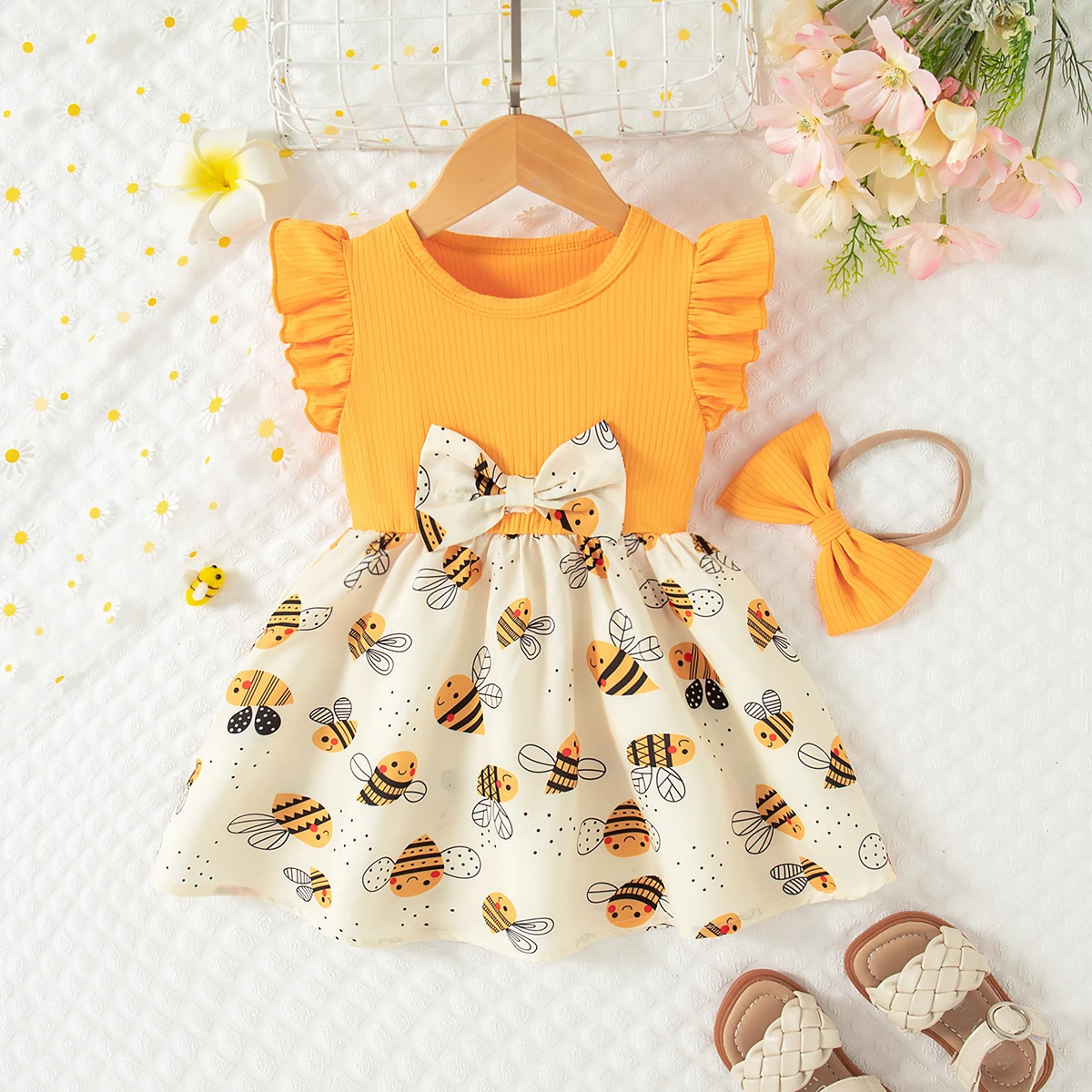 Baby Mädchen Kleidung Sommer Bogen Und Biene Muster Strand Mädchen Kleider Nette Casual Stricken Baby Mädchen Kleid Kinder Prinzessin Kleid Image