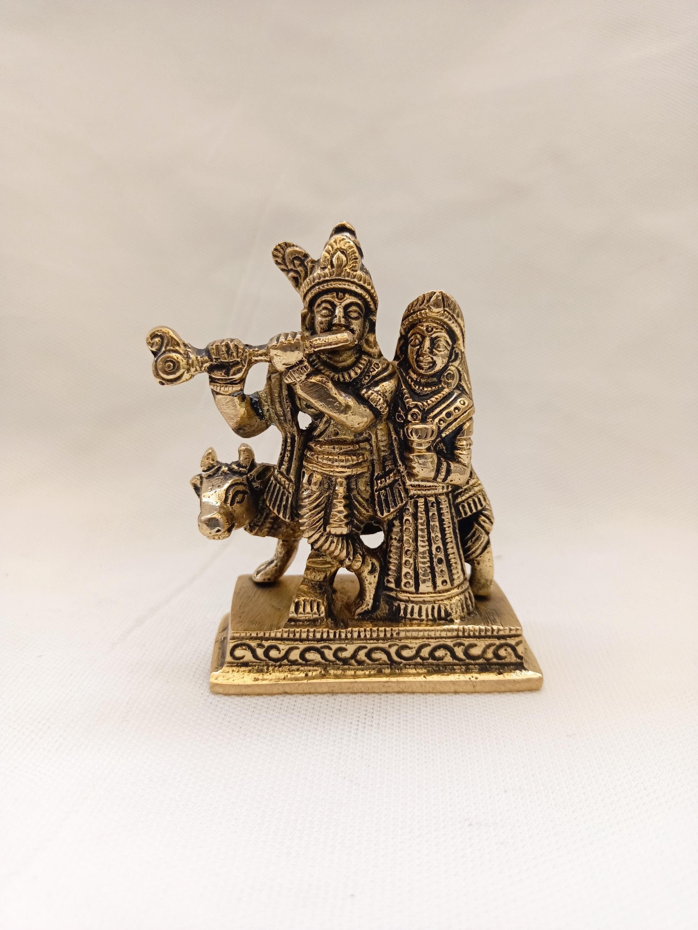 Radha Krishna con mucca Radha Krishna Idolo Radha Krishna Scultura Coppia divina indù Radha Krishna Figurina Dio dell'amore Radhakrishna Murti