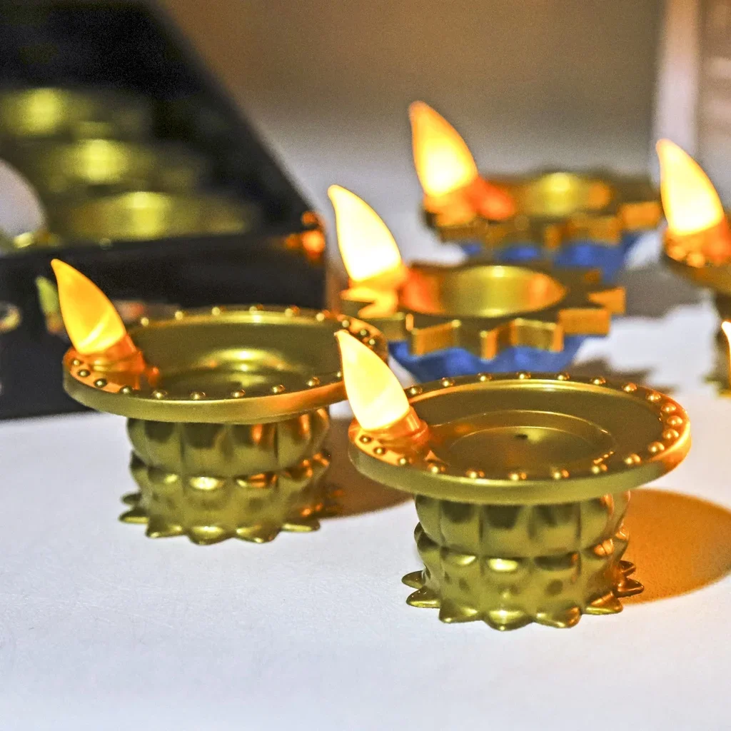 LED Kerze Lampe Diwali Simulation Deep avali dekorative Kerze kleine schwimmende Dekoration Öllampe schwimmend auf Wasser LED Tee licht
