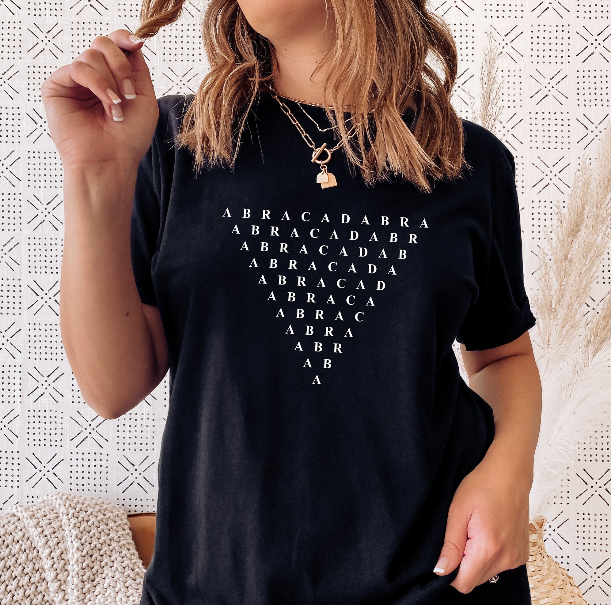 ABRACADABRA T-Shirt, Magic Tshirt, Damen T-Shirt, Fun Tshirt, Cooles T-Shirt, Trendy T-Shirt, Everyday T-Shirt, Funky T-Shirt, T-Shirt für sie