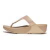 Dianette FITFLOP "LULU CRYSTAL EMBELLISHED TOE-POST SANDALS - HOTFIX", Damen, Gr. 41, beige, Textil, Glitzer, modisch, Schuhe, Keilabsatz, Sommerschuh, Zehentrenner mit weichem Zehensteg