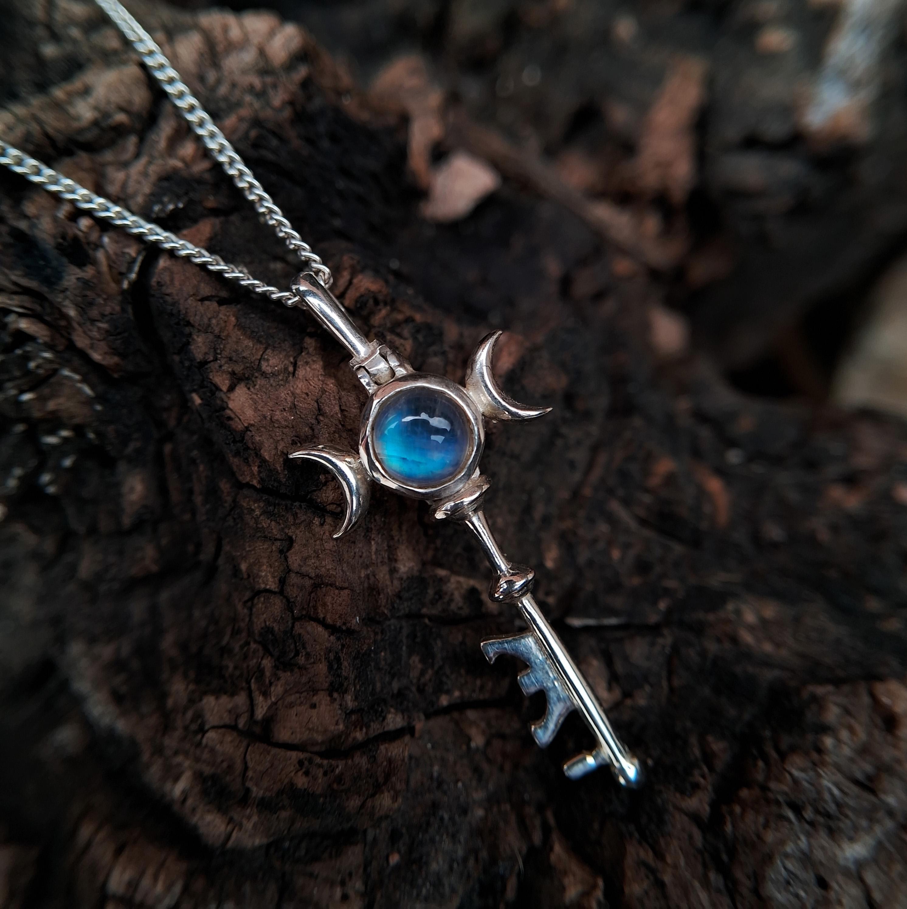 Ciondolo chiave di Ecate in pietra di luna naturale, gioiello della dea della tripla luna in argento 925, collana chiave, mitologia greca