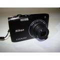 Nikon CoolPix S3100 14MP 5x Zoom ottico Fotocamera digitale compatta nera con scatola originale, caricabatteria, batteria, cavo USB e AV e scheda di m