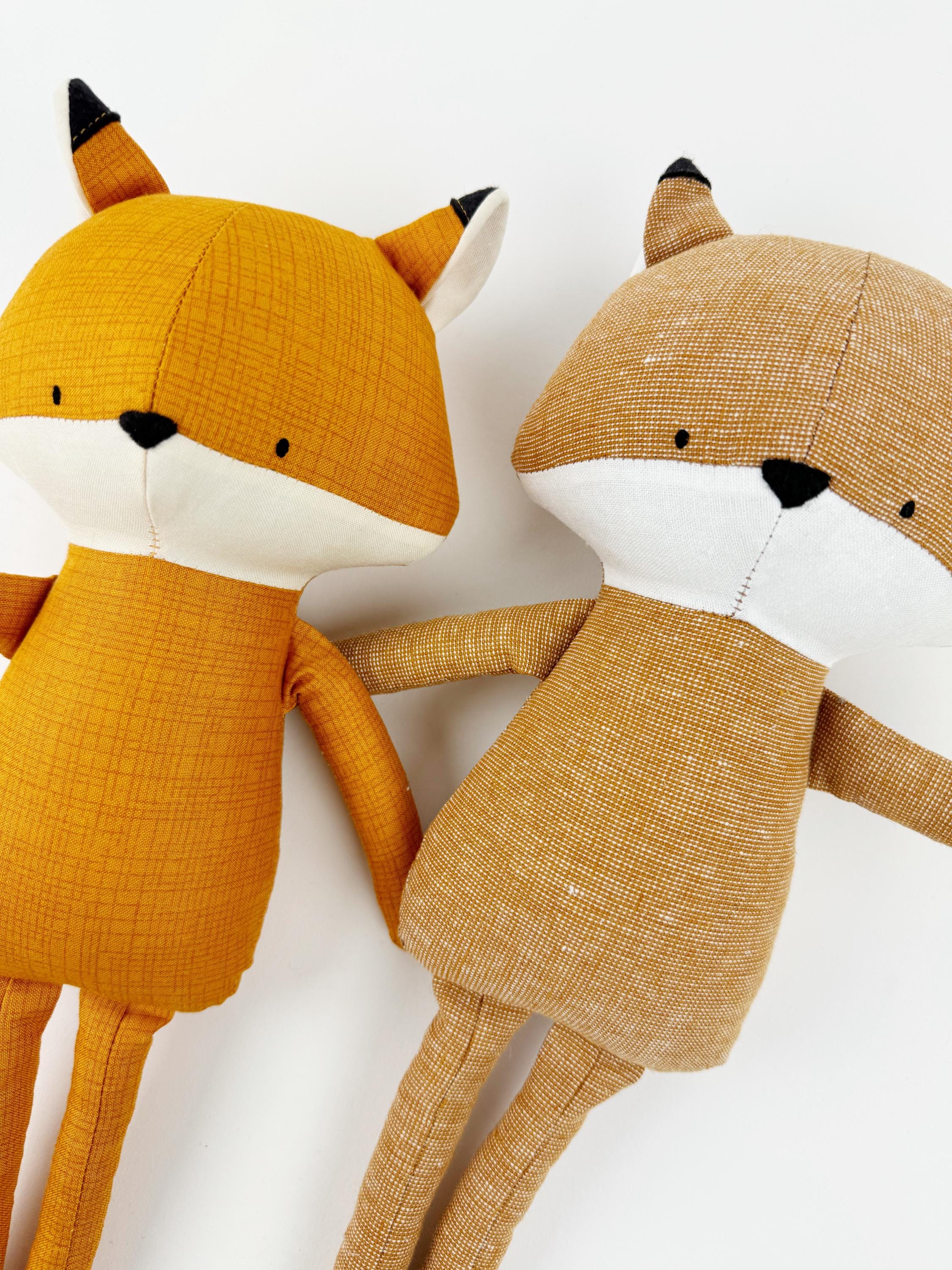Modello di cucito per bambola volpe, modello Mini Softie, modello di cucito per volpe, modello PDF per animali, volpe di peluche, bambola lupo, bambol