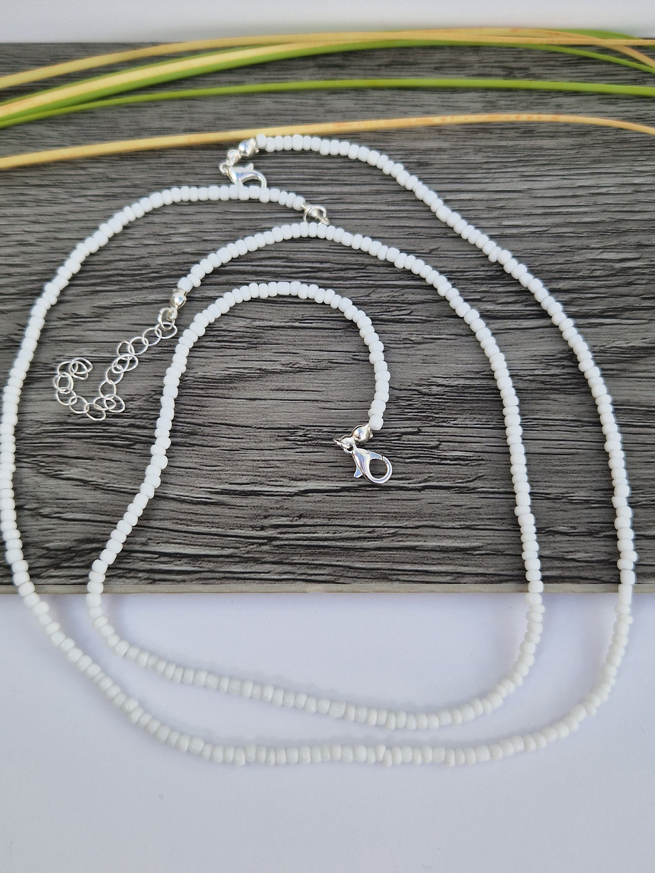 Collana di perline bianche, collana bianca tinta unita, collana di perline, collana di perline di semi, collana bianca, collane di perline, perline bi