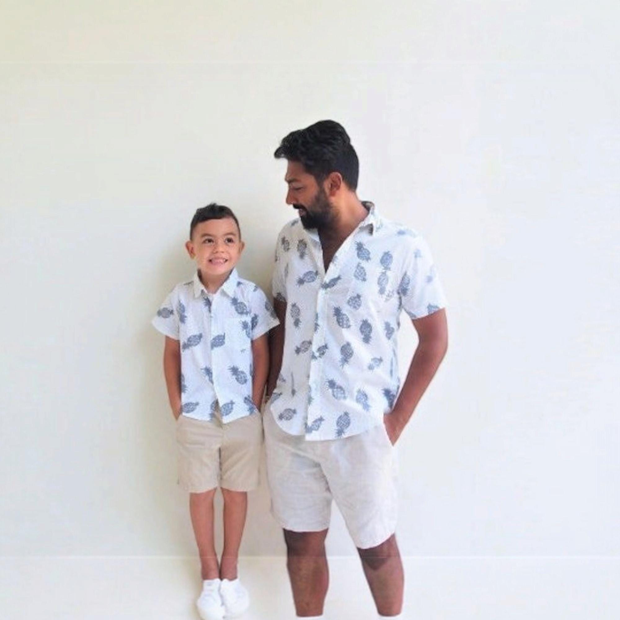 Magliette abbinate padre e figlio, Magliette papà e figlio, Outfit papà e io, Outfit coordinati per la famiglia, Regalo per lui, Regalo per la festa d