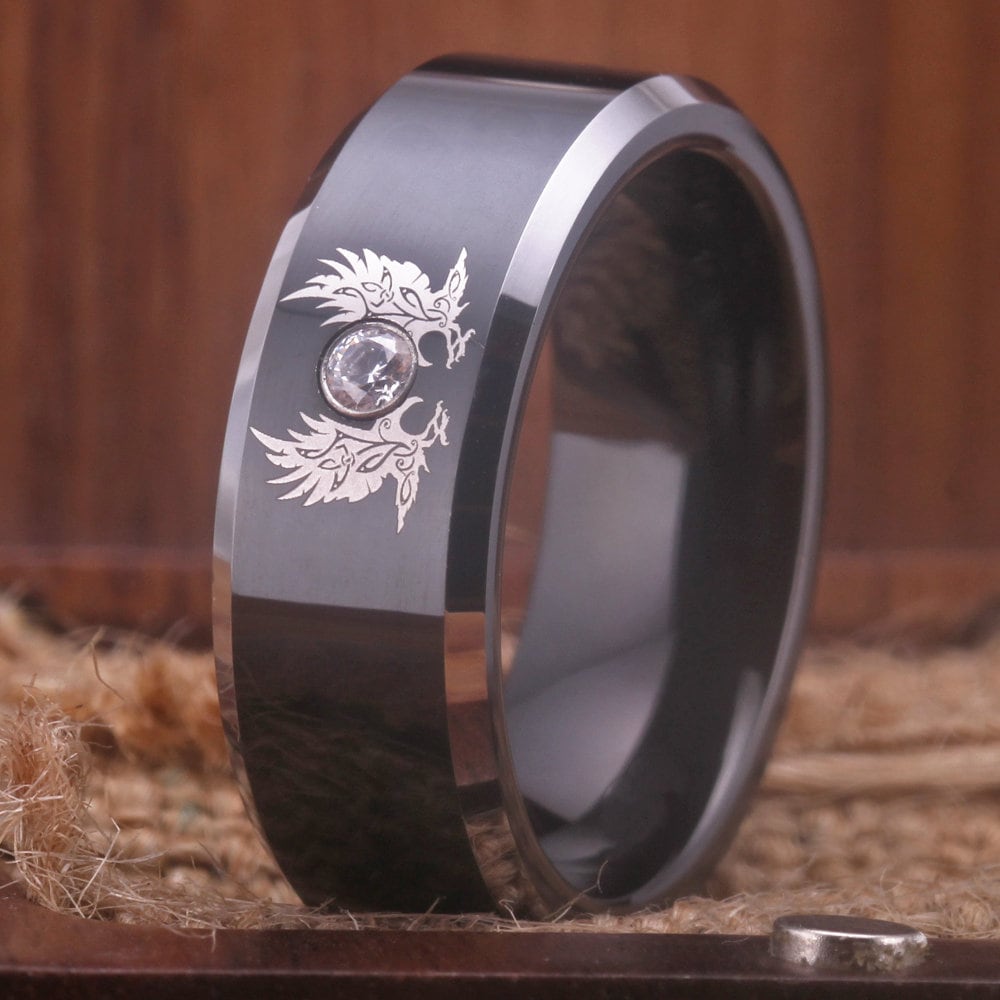 Anello con corvo vichingo, anello con i corvi di Odino, anello con Hugin e Munin, anello con corvo inciso, anello in tungsteno, gioielli con corvi vol