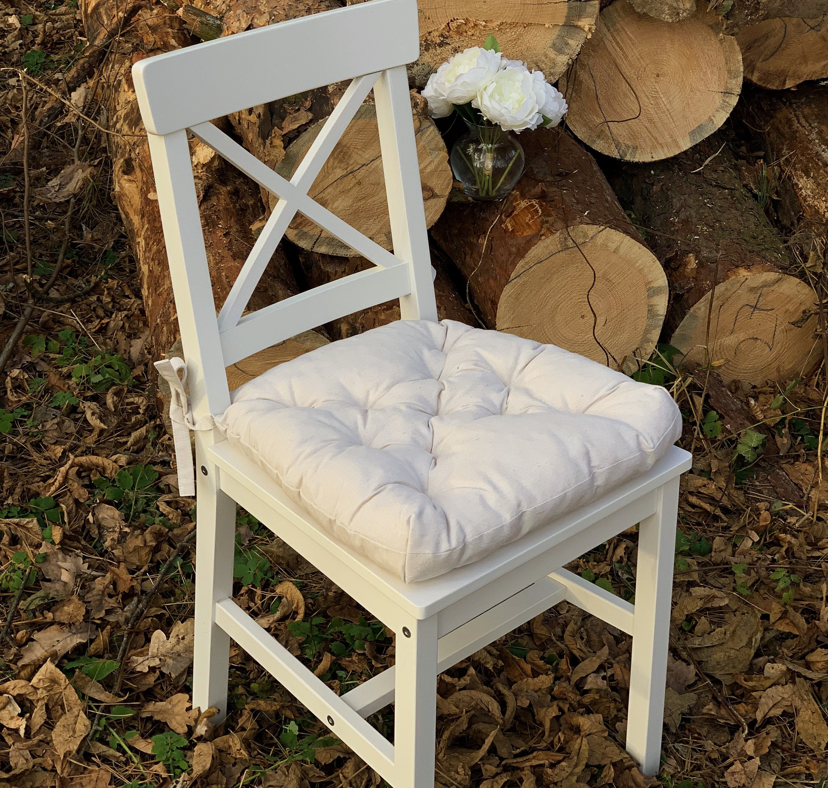 Cuscino per sedia trapezoidale in lino con lacci/ Cuscini per sedia trapuntati in lino / Cuscino per seduta bianco con lacci/ Cuscini per sedia in lin