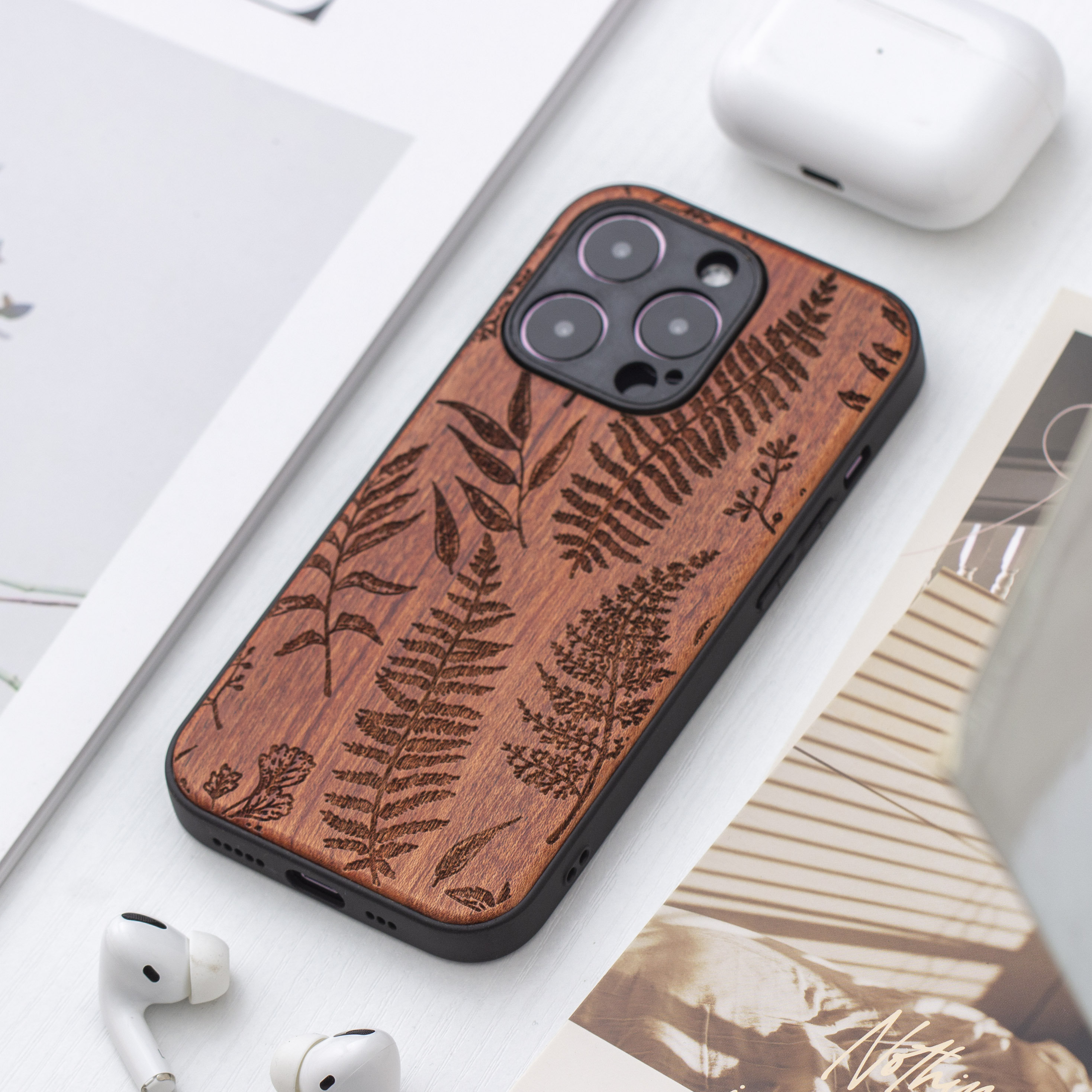 Custodia in vero legno per iPhone 16 Pro con motivo a foglie botaniche di felce invernale, custodia in legno per iPhone 14 Pro Max, custodia in legno